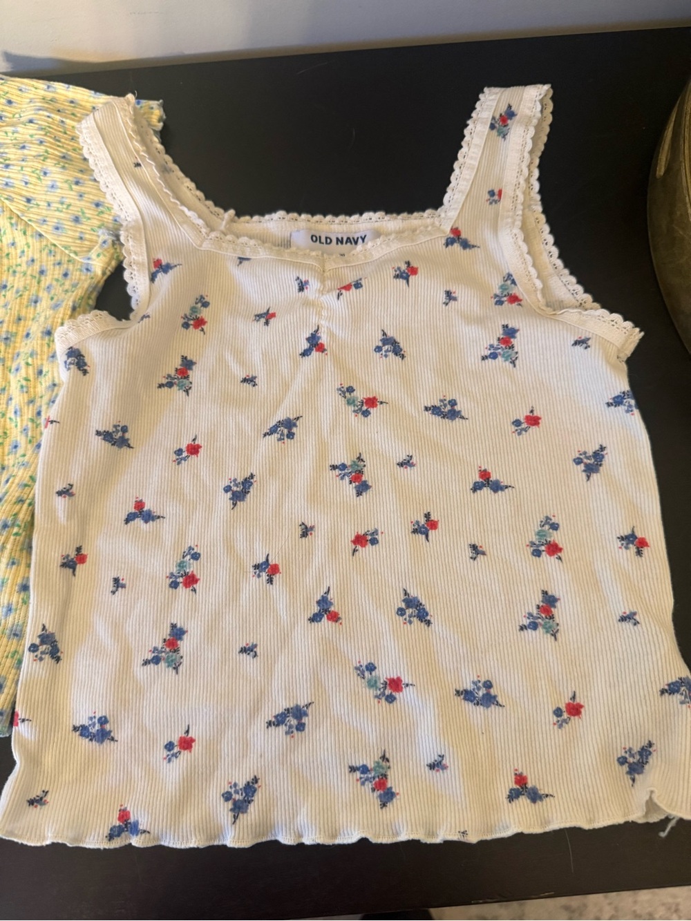 Girls bundle - Picture 4 of 4